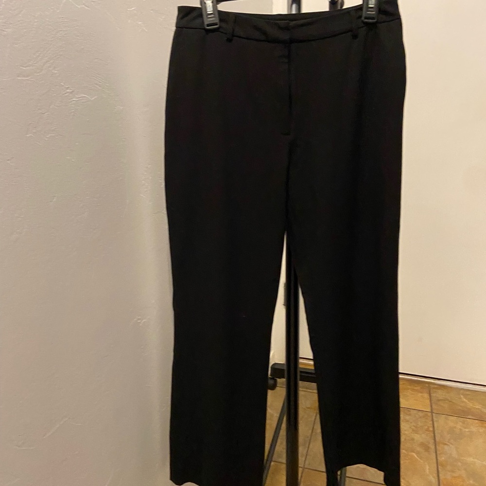 Uniform black slack in 8 Petite